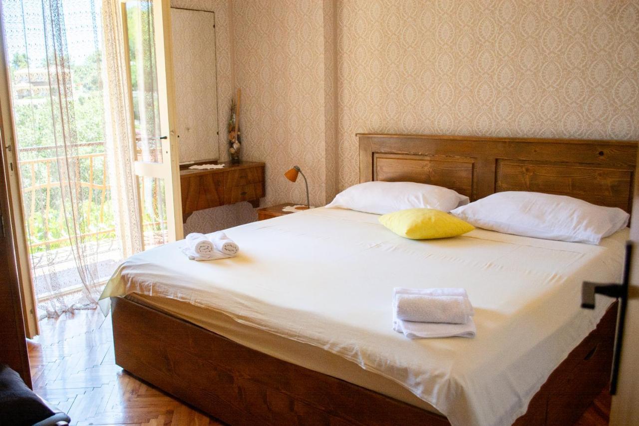 Вилла Stone House Dioniz Brnistrova Экстерьер фото